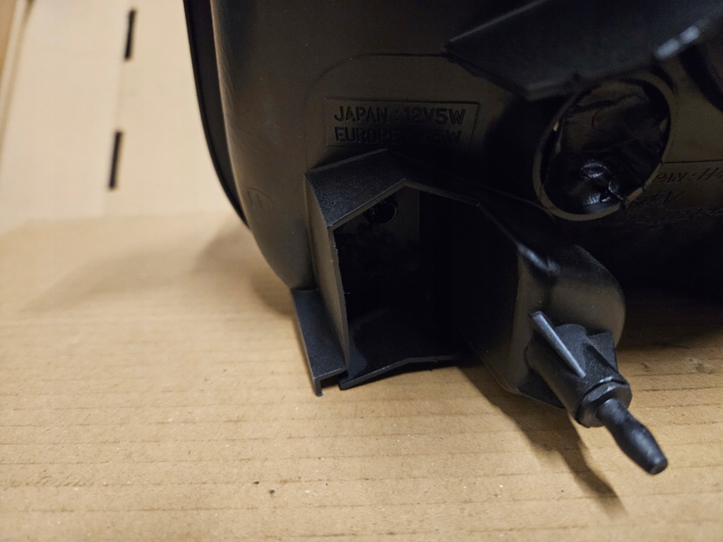 фото №8, Suzuki jimny iii лампа права перед 98-08r euro koito