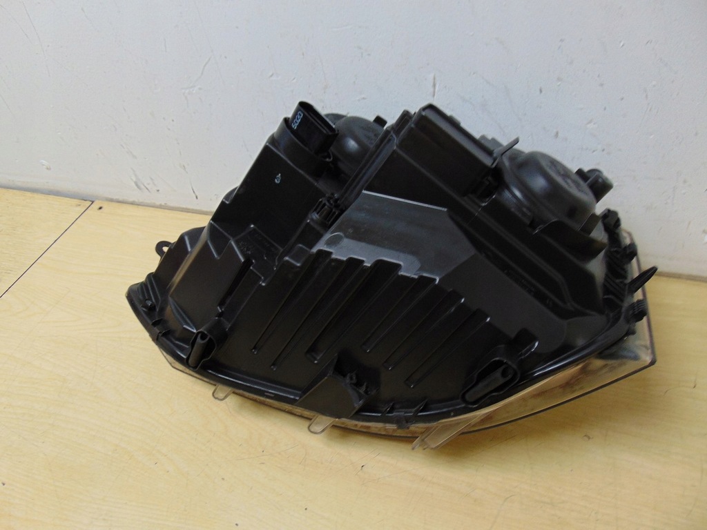 фото №12, Лампа права vw multivan t5 оригінал 7e1941016c