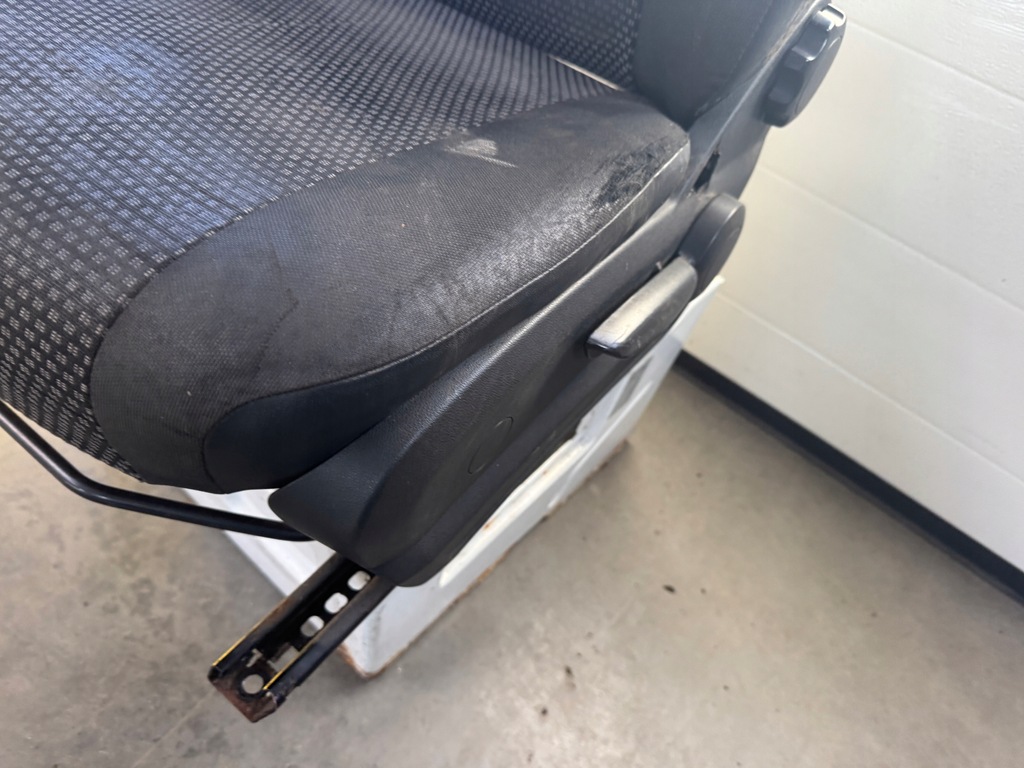 фото №5, Mercedes sprinter 906 сиденье водителя