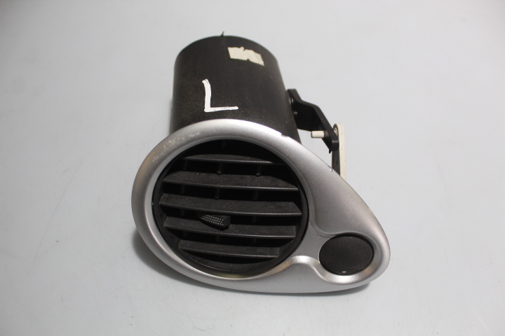 фото №1, Решётка обдув левая renault clio iii