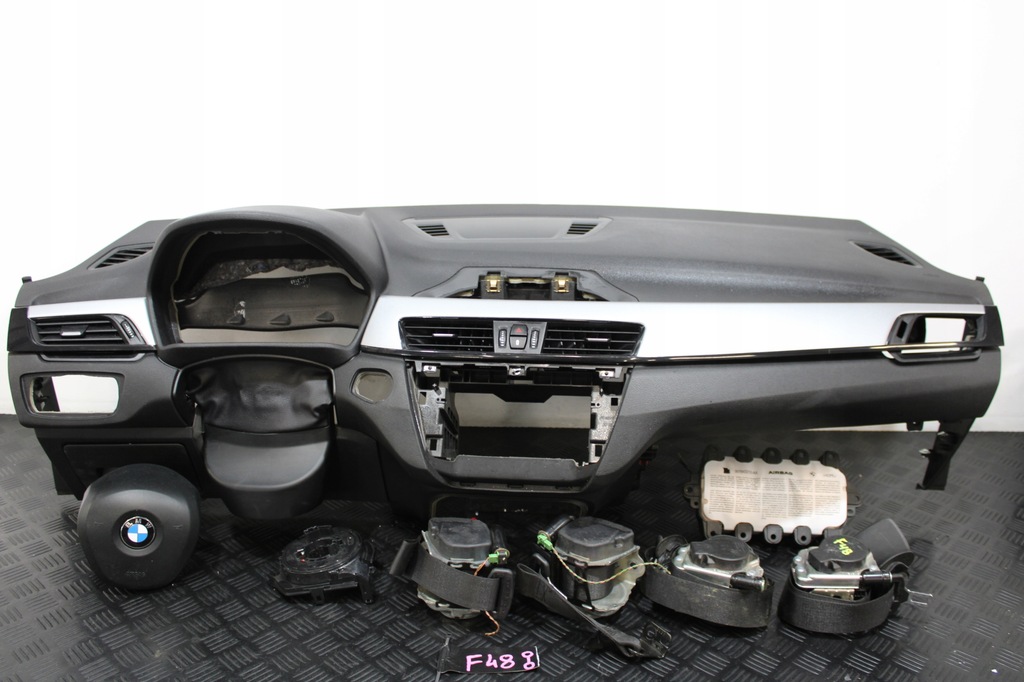 фото №1, Приборная панель консоль подушка безопасности подушки безопасности bmw x1 f48