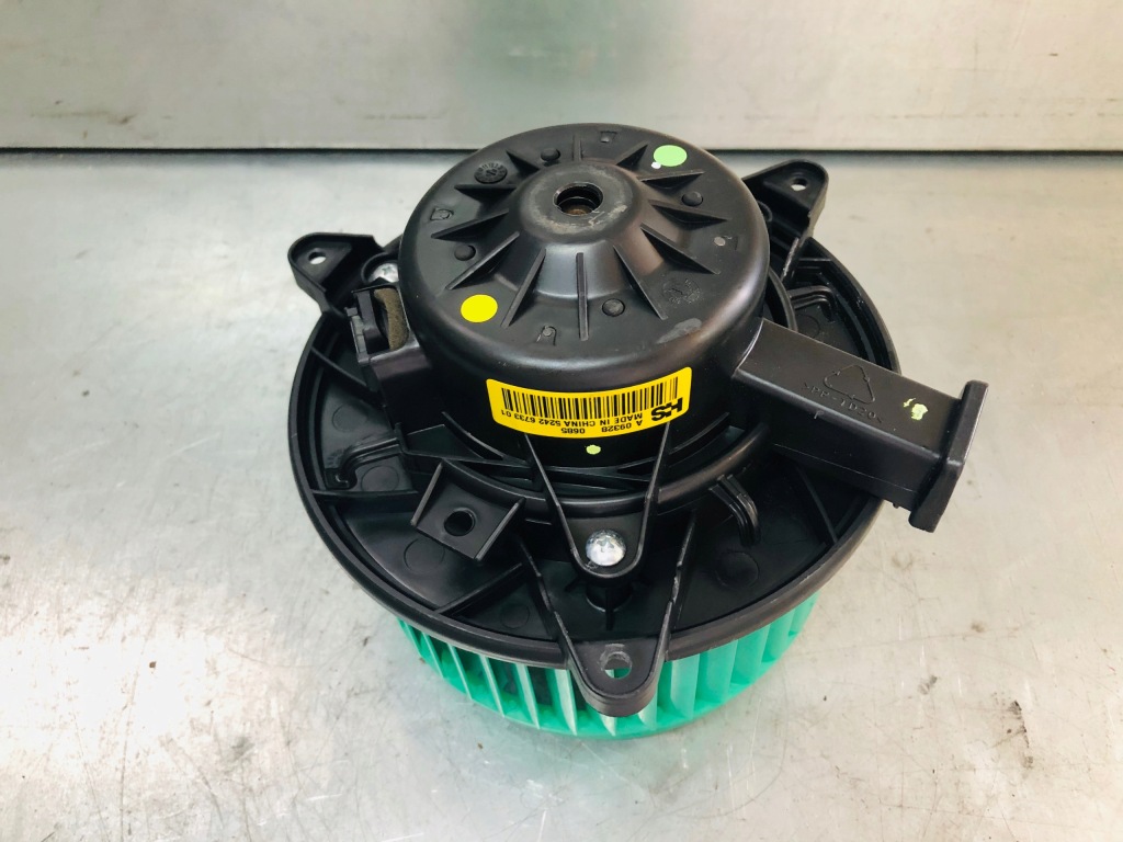 фото №2, Opel insignia a hb вентилятор вентилятор обдув uk