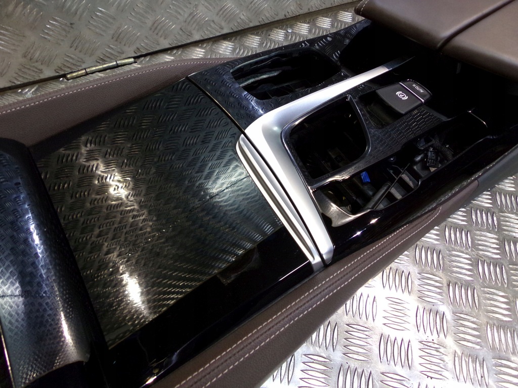 фото №14, Bmw 6 g32 gt туннель средний консоль разные цвета