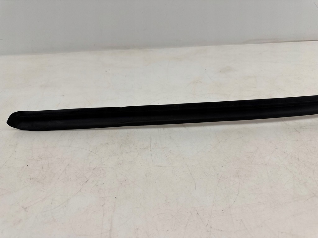 фото №2, Mini one - cooper f56 f55 2024 права сторона жолоб люк