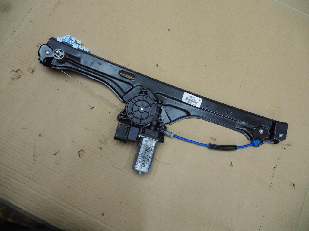 фото №1, Подъемник механизм стекло левый перед bmw 2 f46 f45