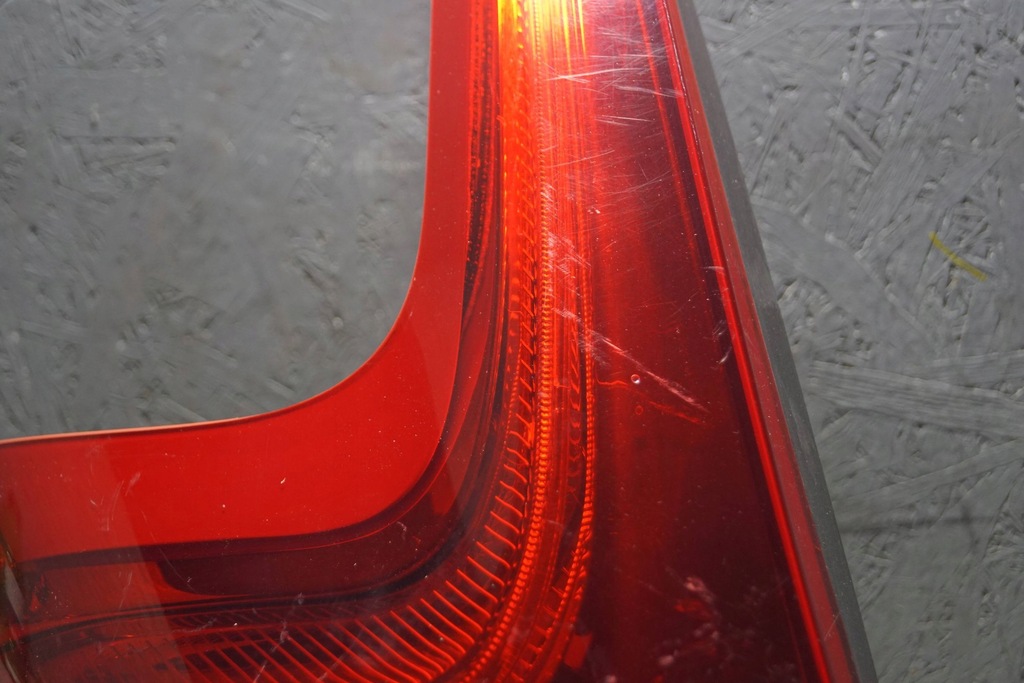 фото №7, Volvo v40 ii лампа лівий задня s2045