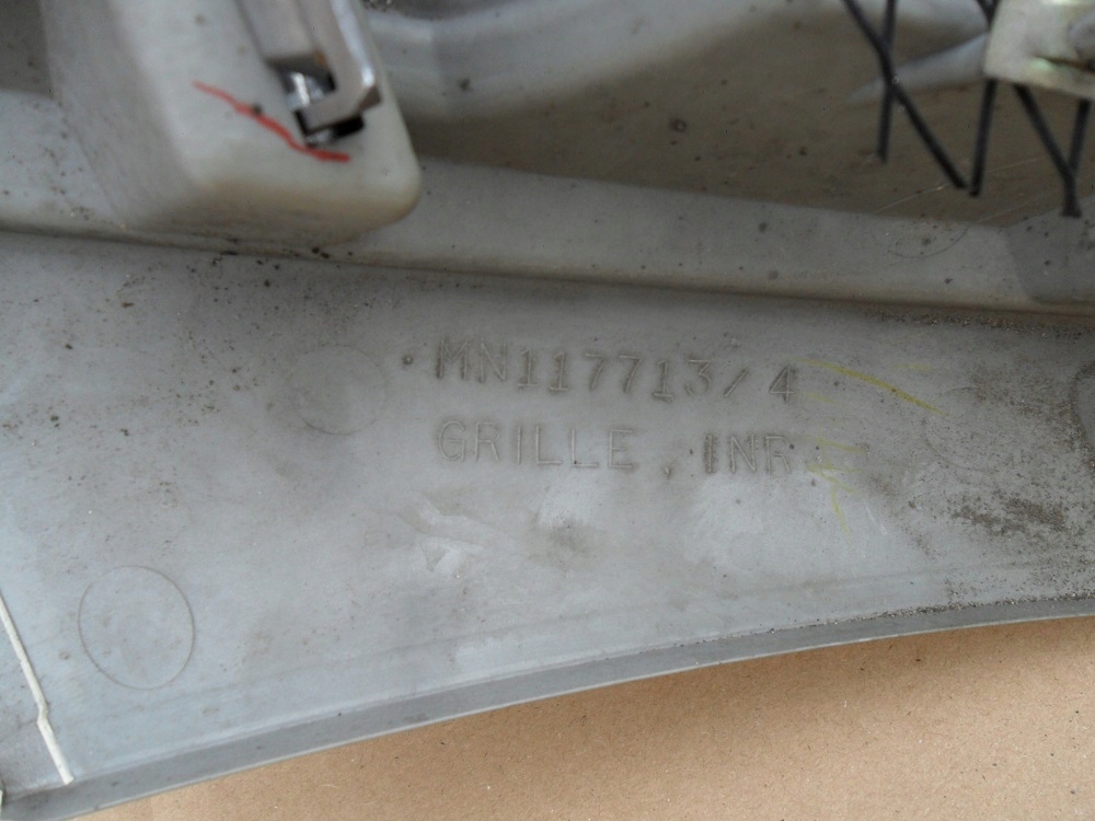 фото №9, Mitsubishi pajero v80 2009 2010 решітка радіатора радіатора