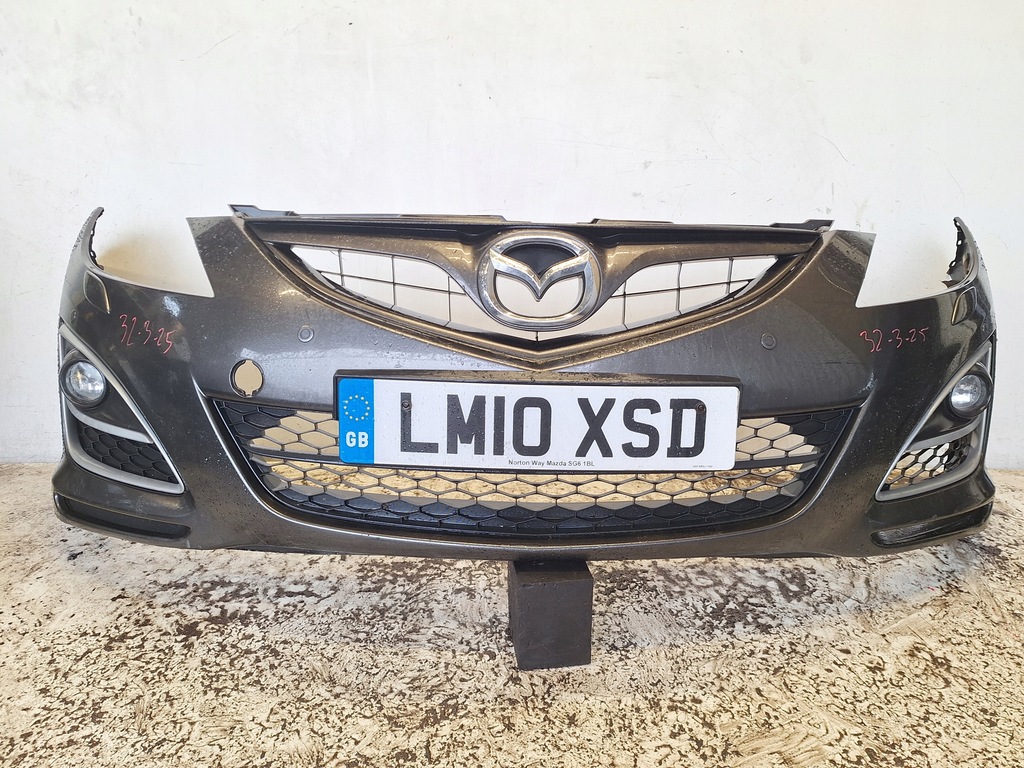 фото №1, Mazda 6 gh lift 10-12 бампер ксенон + pdc