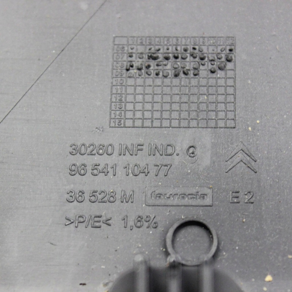 фото №6, Citroen c4 i picasso 2010 элементы обшивка колонки рулевого