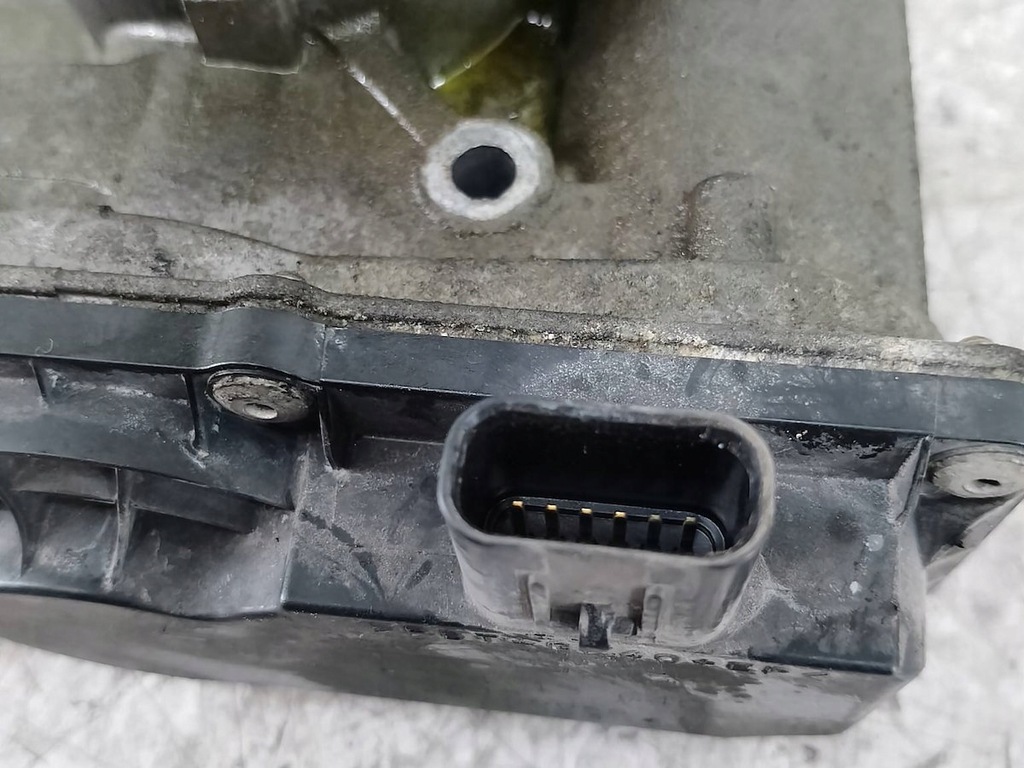 фото №8, Дросельна заслінка mazda 5 i l3r413640 k4238 125000056 2.0 i 16v