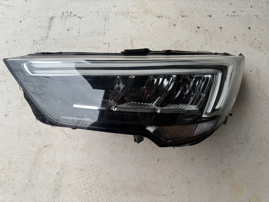 Купити Opel crossland x лампа фара лівий перед led 39153538