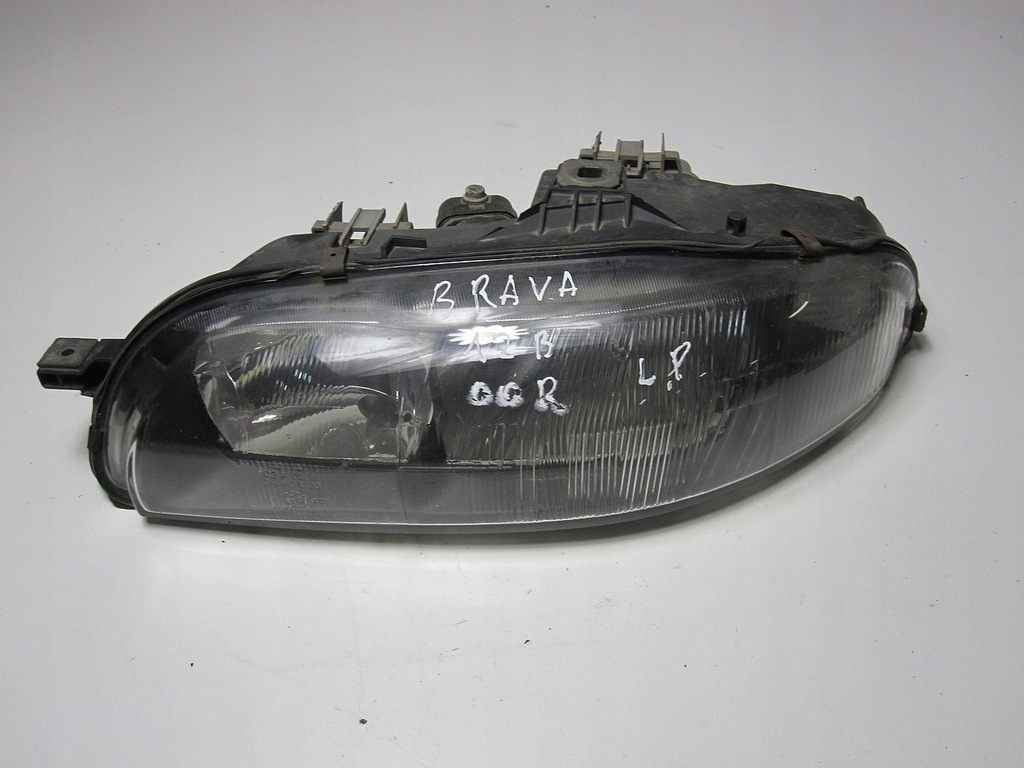 фото №1, Лампа передняя левая fiat brava 00r