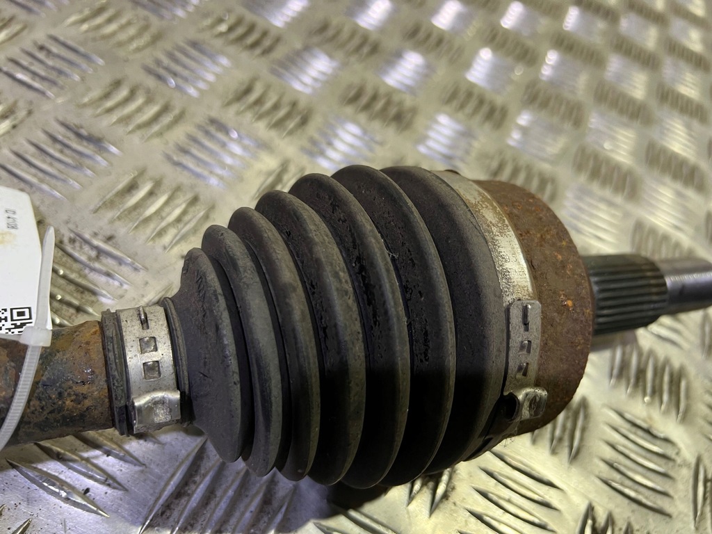 фото №8, Tesla model 3 2023 приводной вал задняя