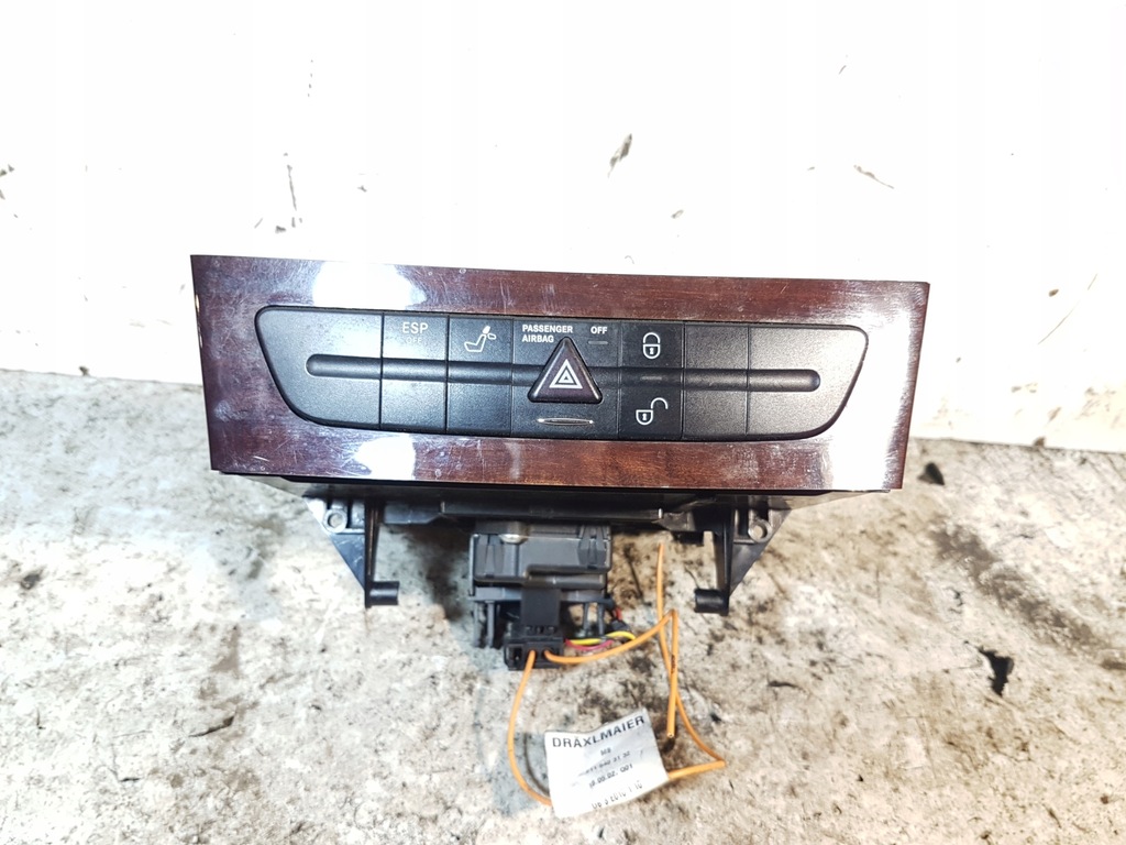 фото №1, Панель переключатели аварийная esp mercedes w211