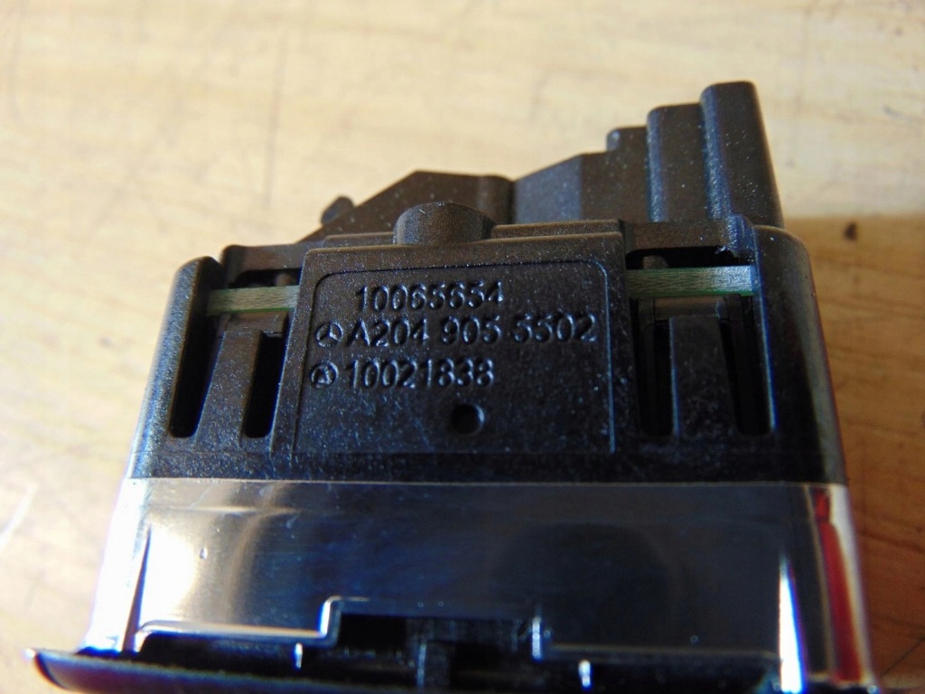 фото №4, Перемикач скло лівий задня mercedes w212 e