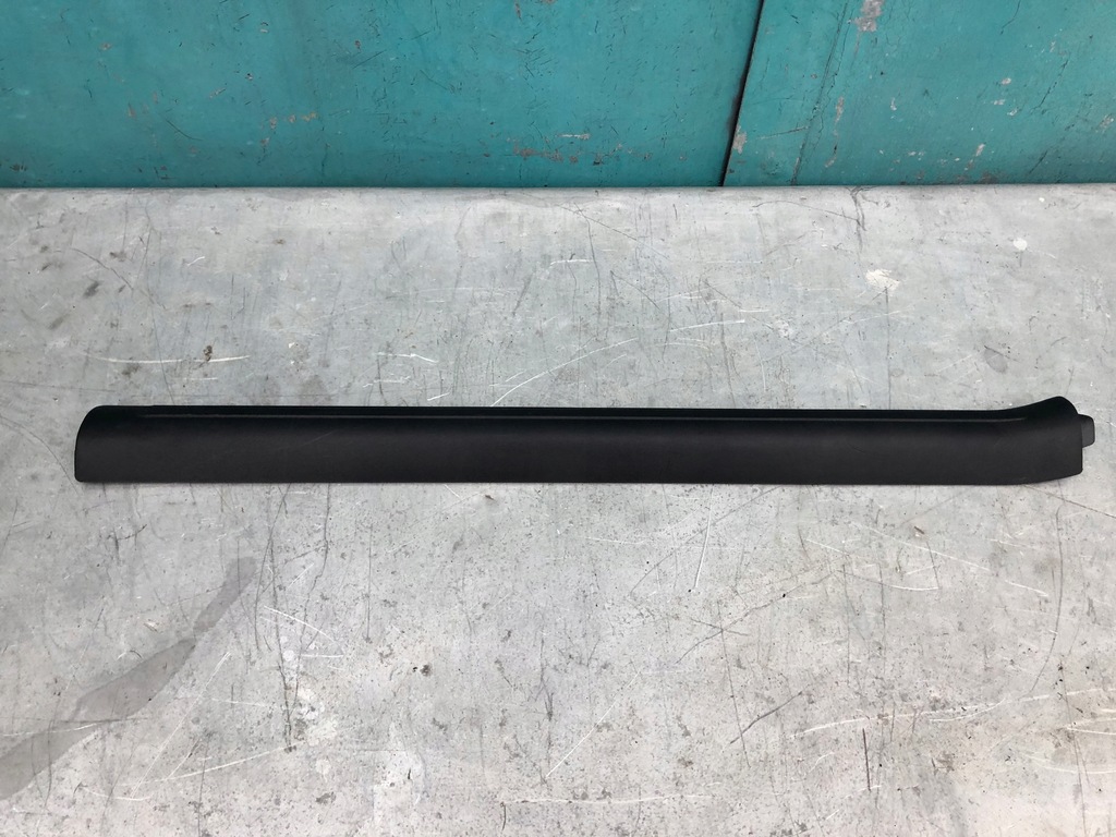 фото №1, Mercedes r172 slk slc молдинг порог правая