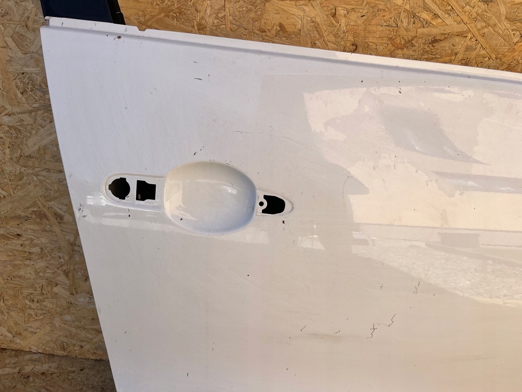 фото №3, Renault clio iv 4 дверь правое передние перед