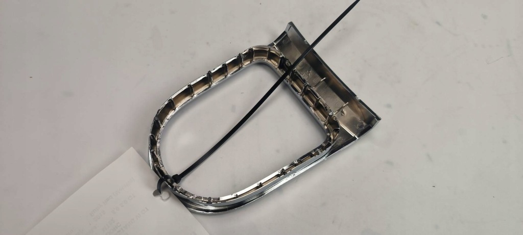 фото №1, Рамка рычаг переключения передач  ford mustang vi 5.0 gt 2015