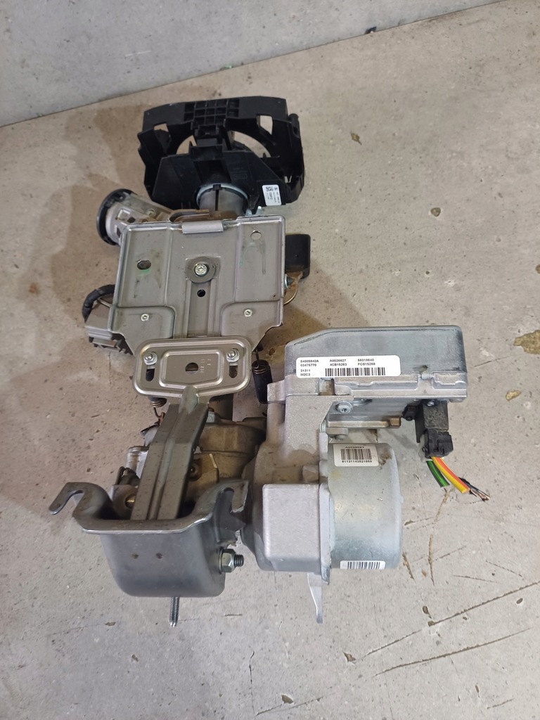 фото №4, Усилитель электрический ford fiesta mk7 nr. 8v513c529kp