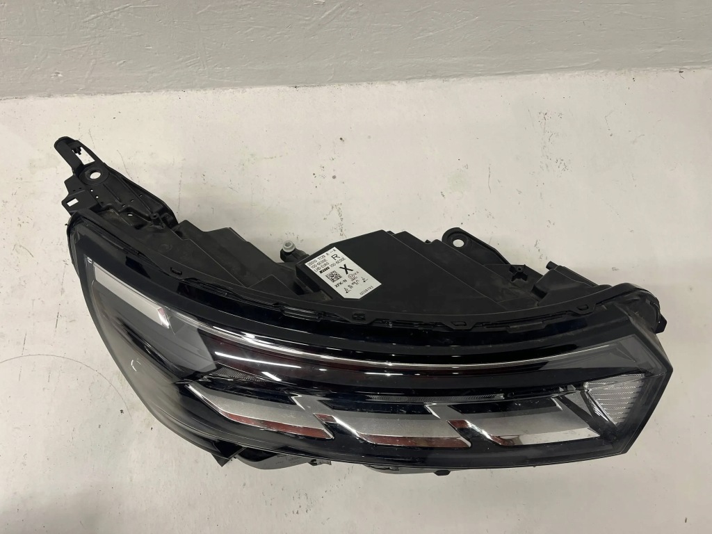 Купить Nissan townstar фара правый  led 21 -