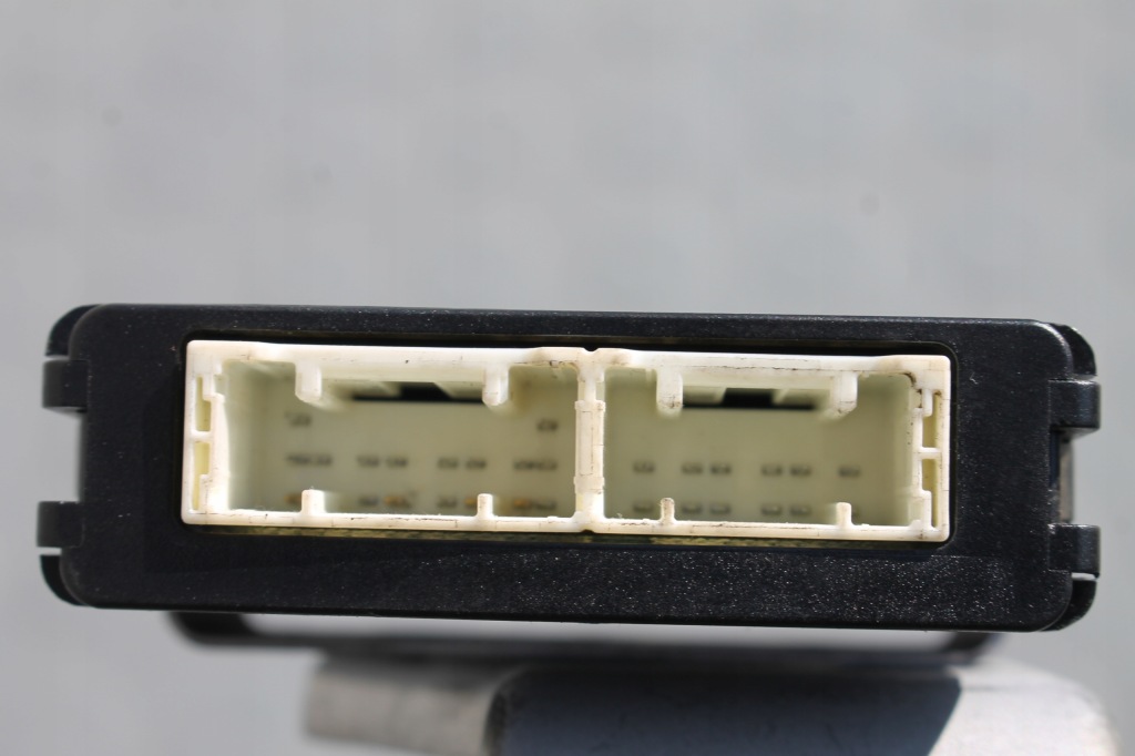 фото №4, Модуль блок управления toyota avensis t29 15-18