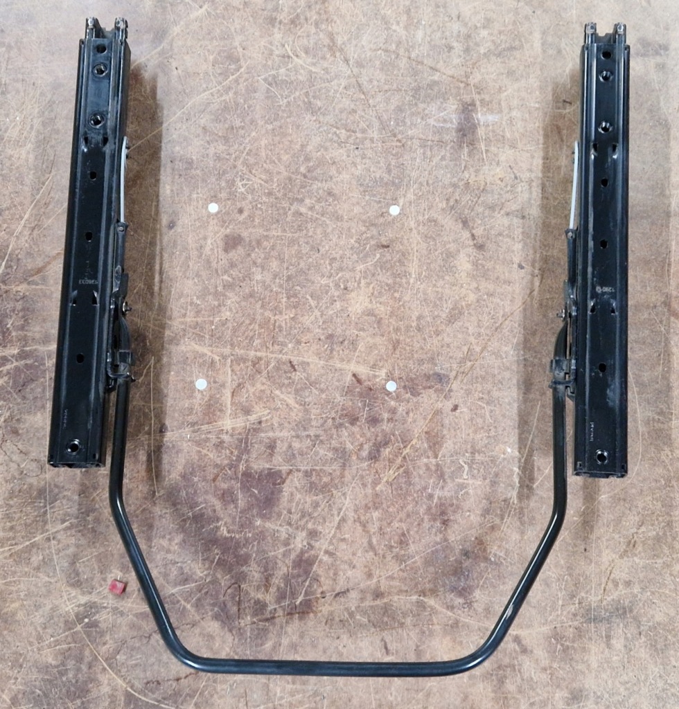 фото №1, Citroen jumpy ii scudo expert напрямна кріплення сидіння передній 2007-2016