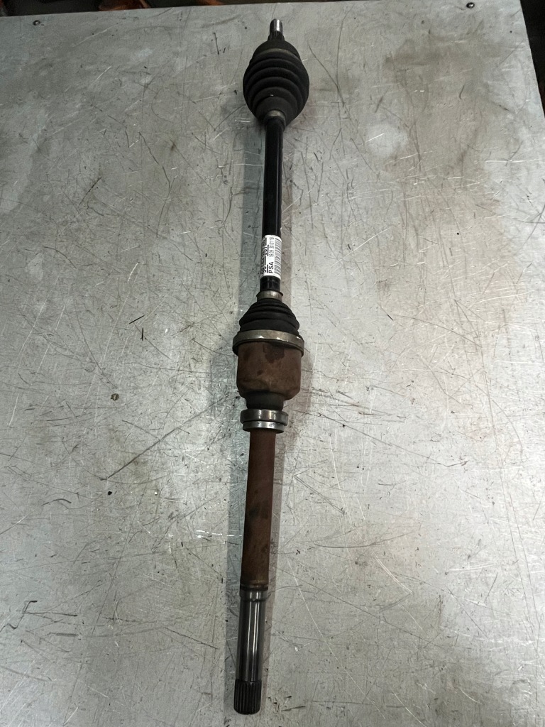 Купить Приводной вал правая peugeot 3008 ii 5008 ii 1,2 thp 9819435780