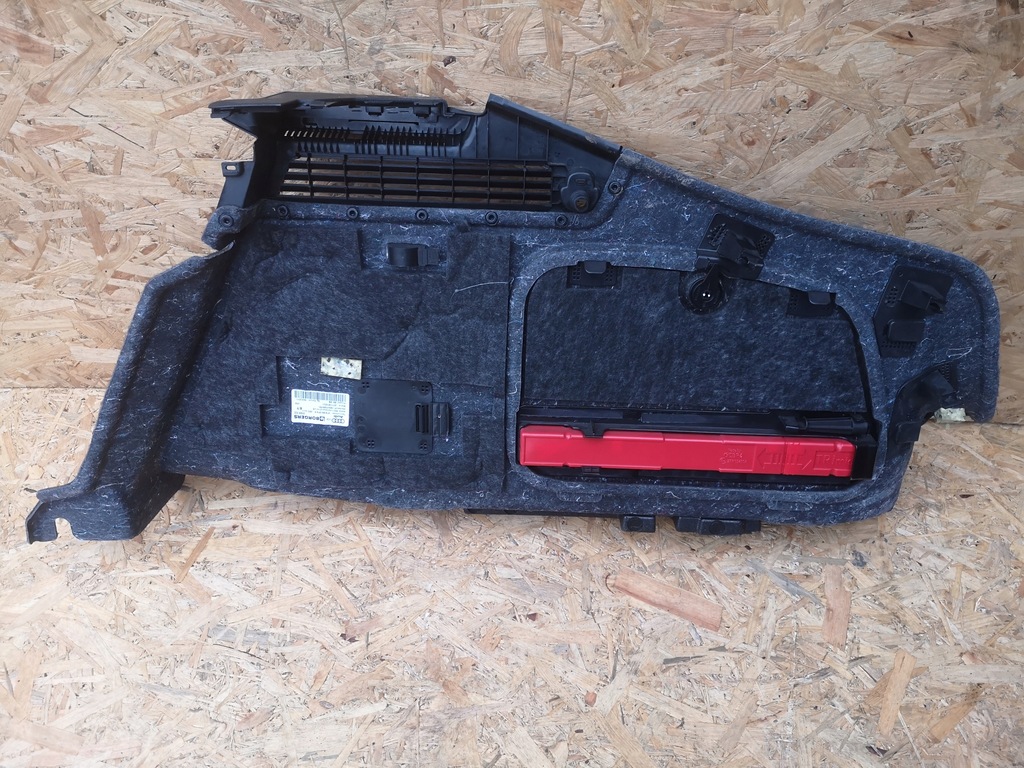 фото №1, Audi a5 8t обшивка багажника лівий sportback