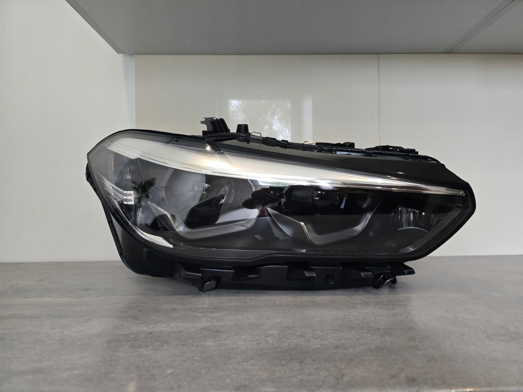 Купить Фара правый  bmw x5 g05 x6 g06 адаптивный led