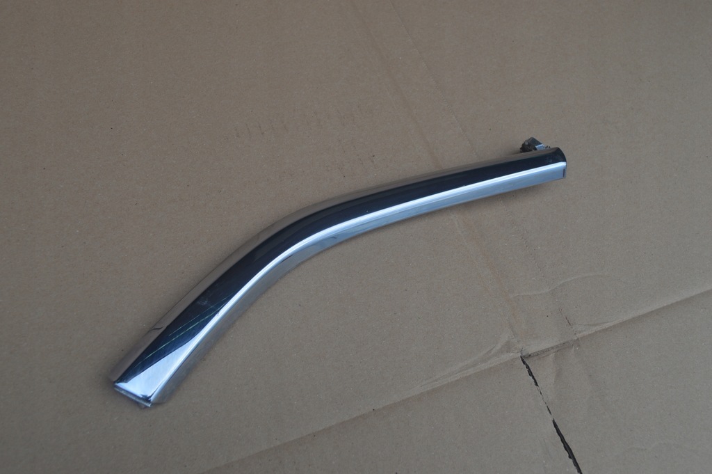 фото №1, Mitsubishi outlander iii lift 15- молдинг хром rh 6407a142