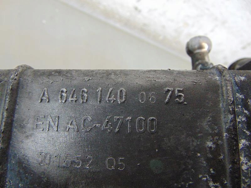фото №8, Радіатор вихлопних газів w204 2.2 cdi a6461400675