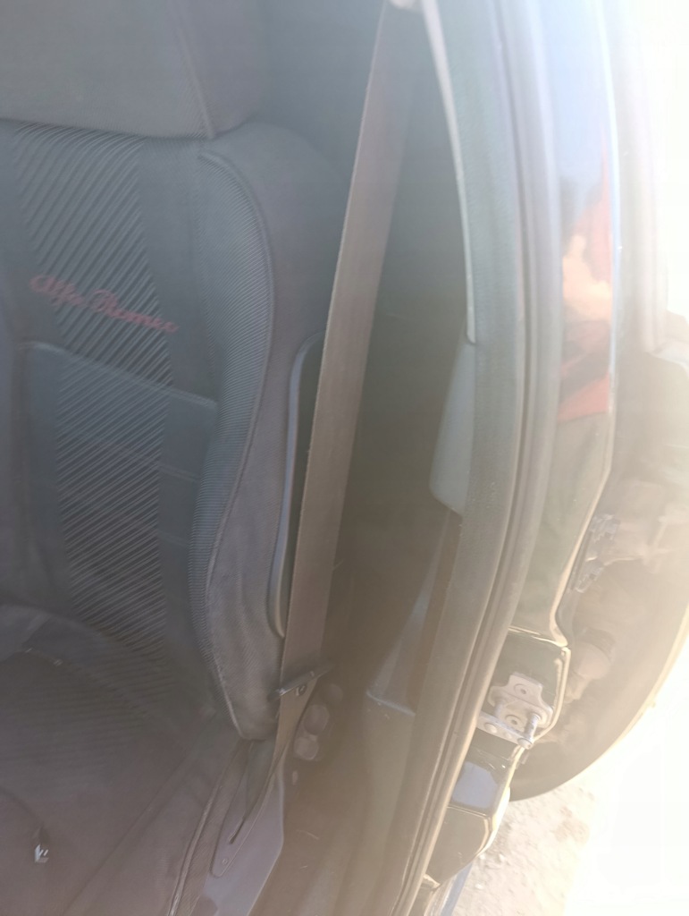 фото №1, Pas безпеки лівий перед alfa romeo 156