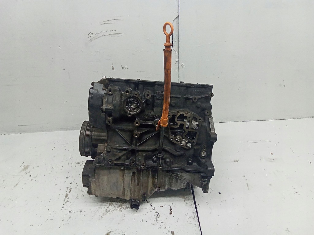 фото №1, Volkswagen passat b5.5 2001 блок двигателя