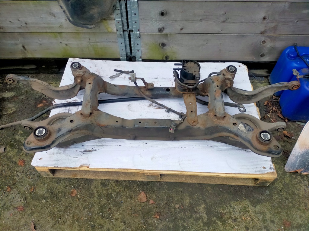 фото №1, Volvo v70 s80 v60 s60 подрамник задняя задняя fwd po 07-