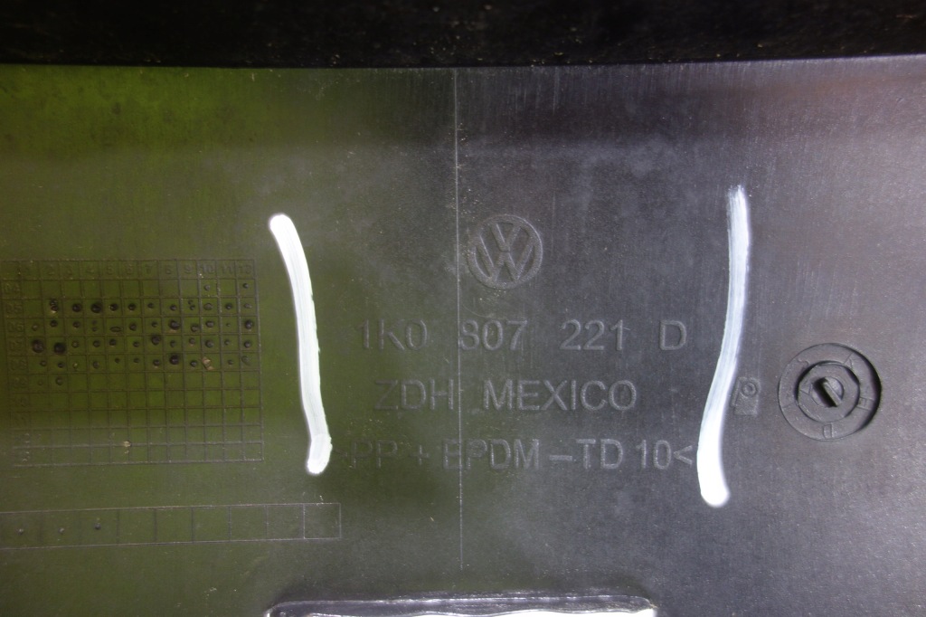 Бампер перед vw golf v універсал jetta 05-11 pdc spry Київ