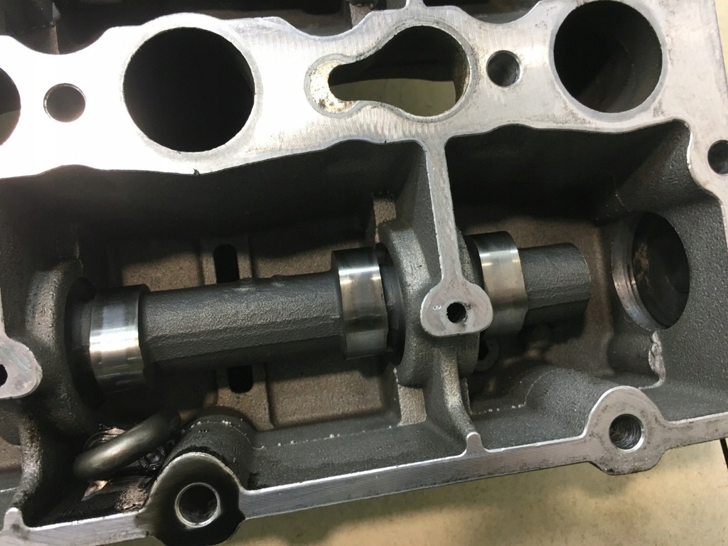 фото №14, Крышка клапанов voyager iv 2.8 crd 90132360f