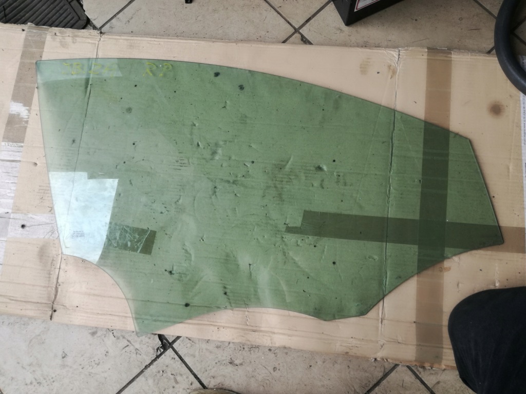 фото №1, Seat ibiza iv 6j стекло дверь правая перед 2009 rok