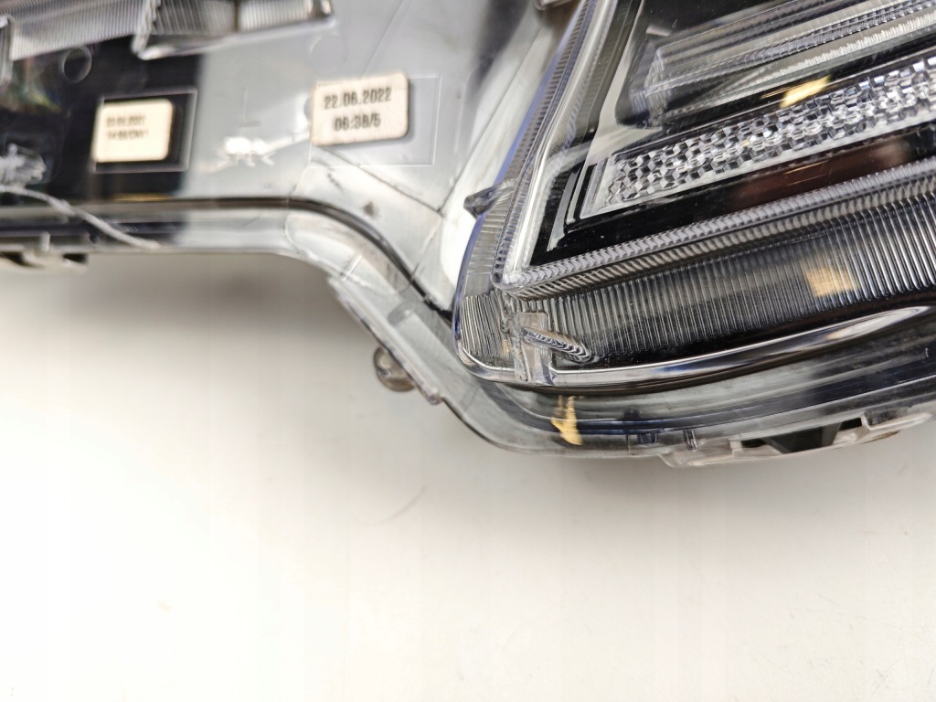 фото №8, Toyota corolla e21 19- лампа левый перед передняя full led 81170-02s70