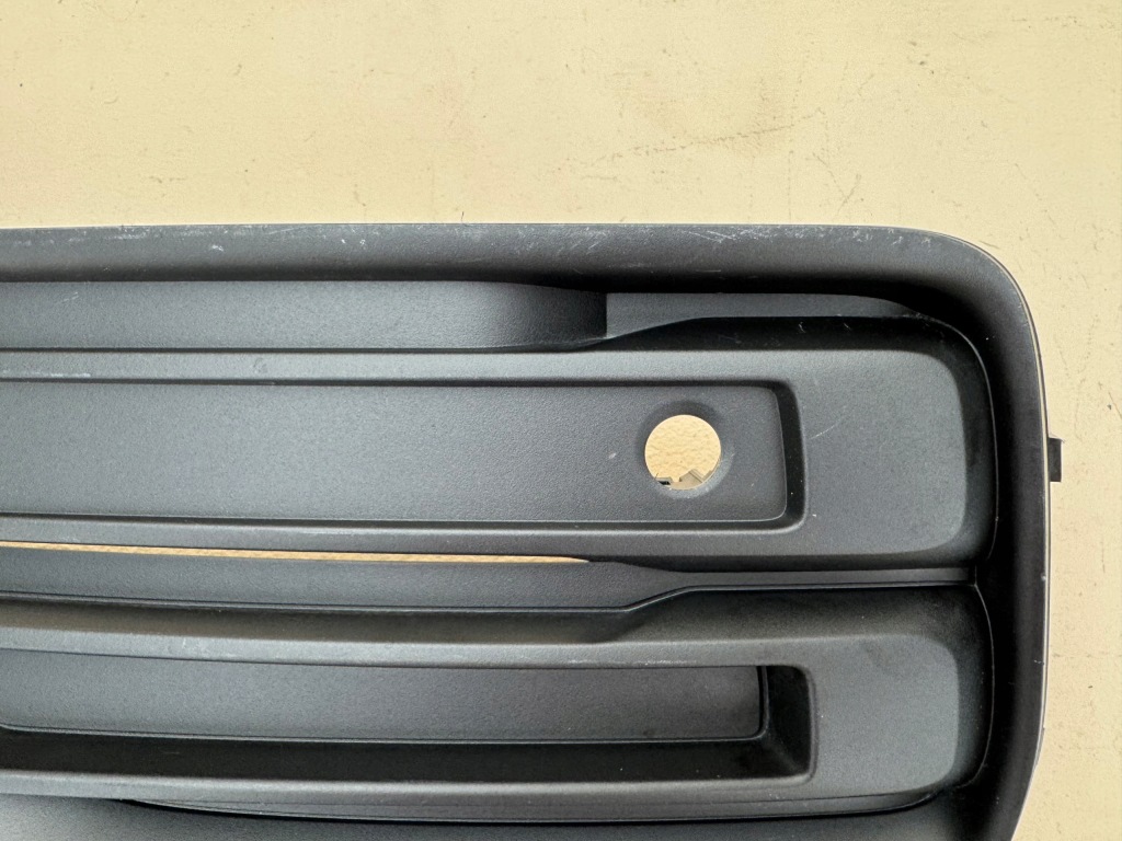 Volvo xc90 2 2 14r- решётка решётка  бампера левая перед передняя 32345466 Недорого