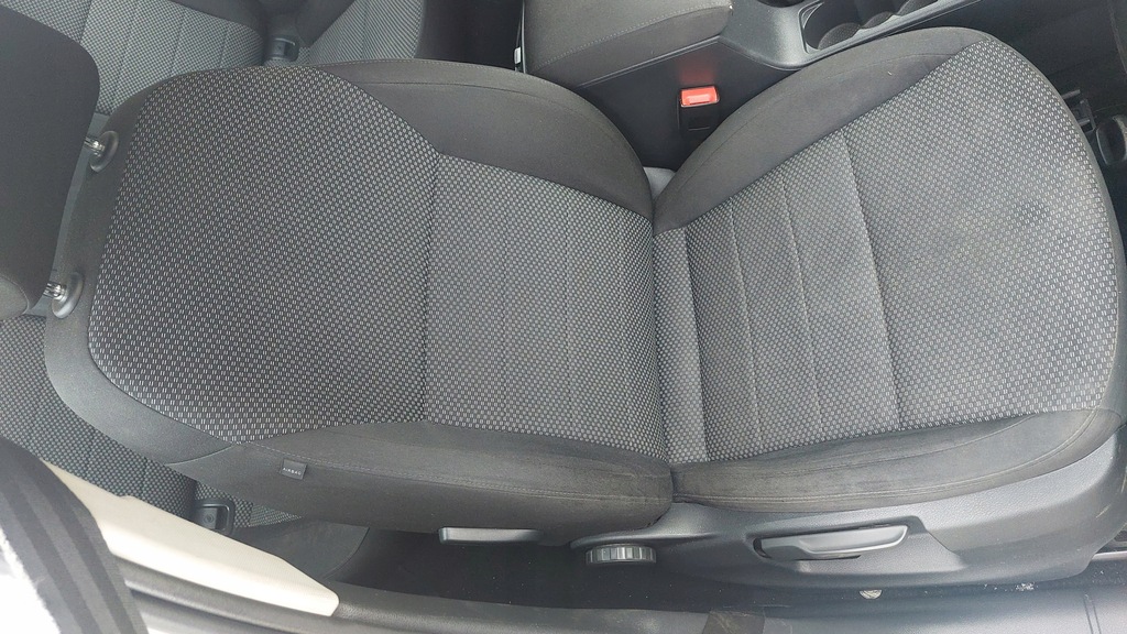 фото №5, Skoda octavia iii kombi сиденье сиденья заднее сиденье 16r