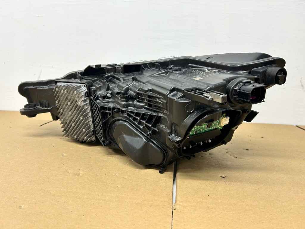 Фара правий audi a7 4k8 full led matrix Недорого