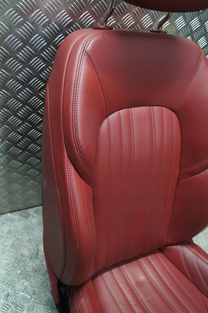 фото №5, Maserati levante сиденье левый водителя красный