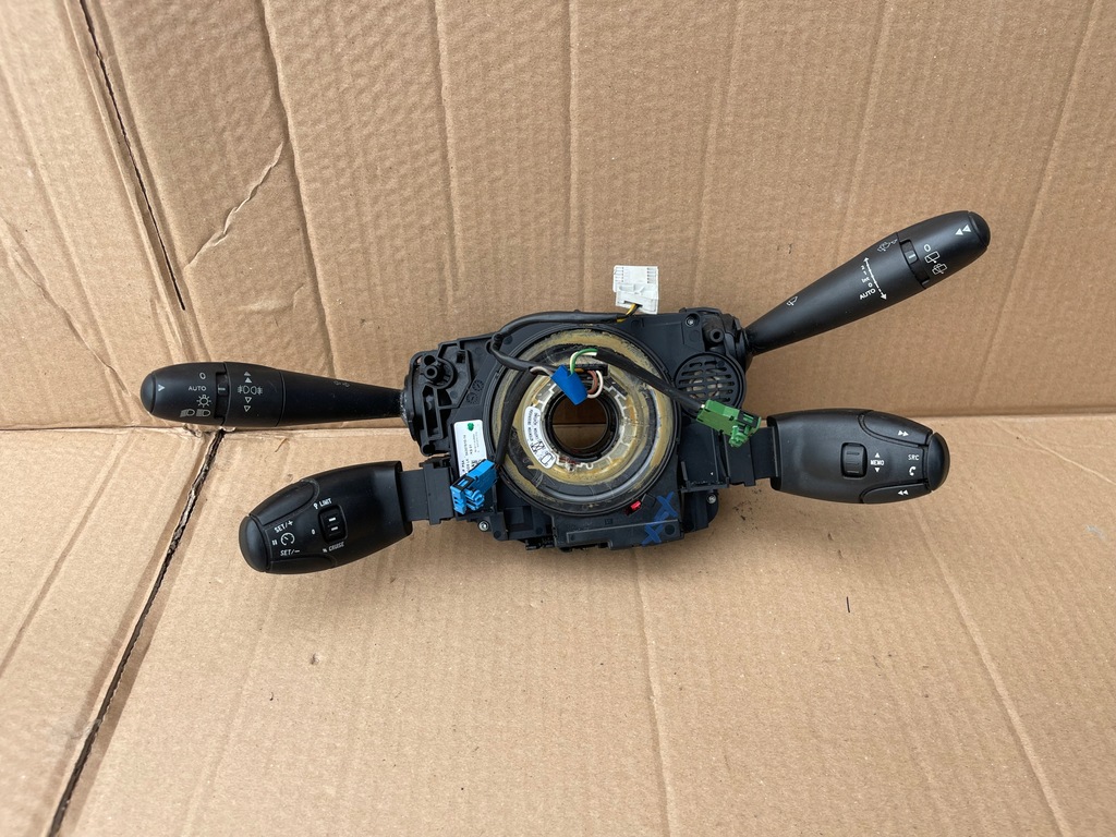 фото №1, Перемикач комбінований стрічка peugeot 407 lift 96667313xt