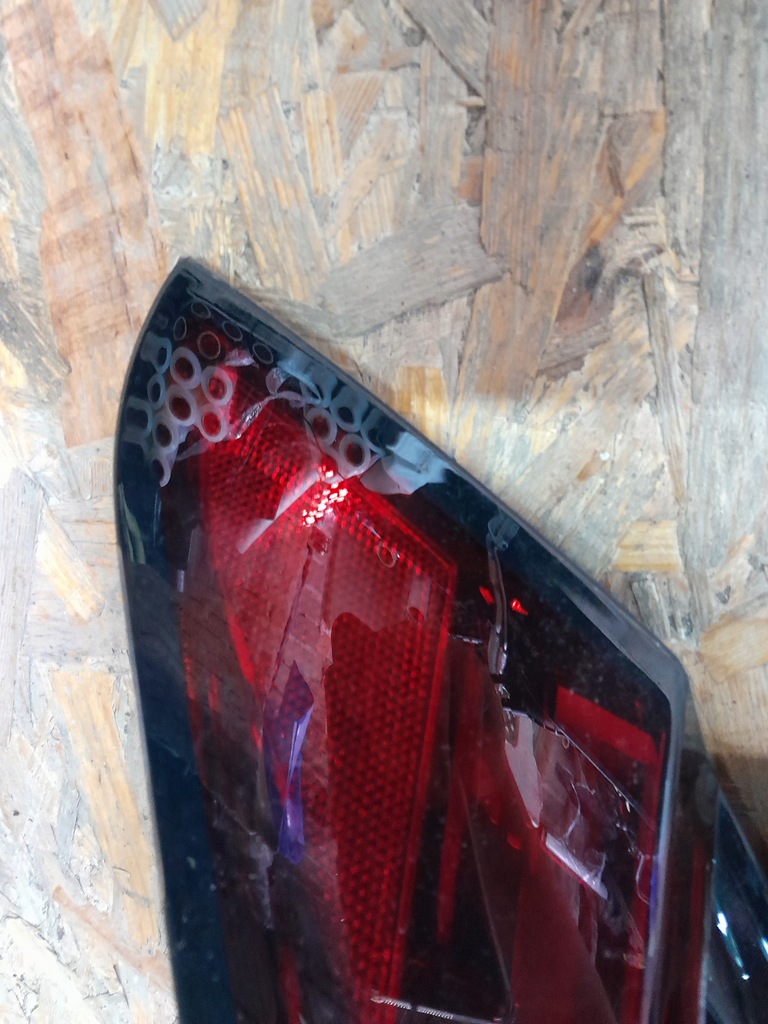 фото №6, Maserati levante trofeo lift лампы задняя kpl dark europa