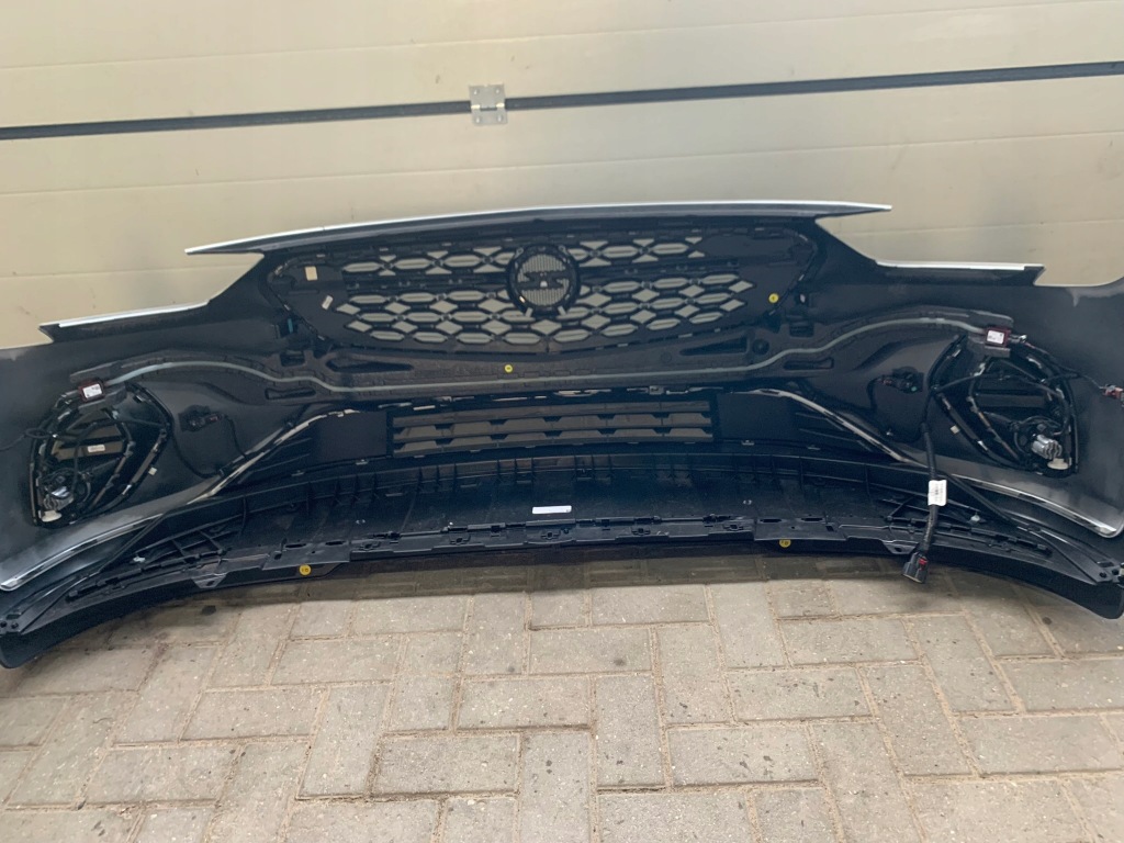 Бампер перед передний opel insignia b lift country tourer с Разборки