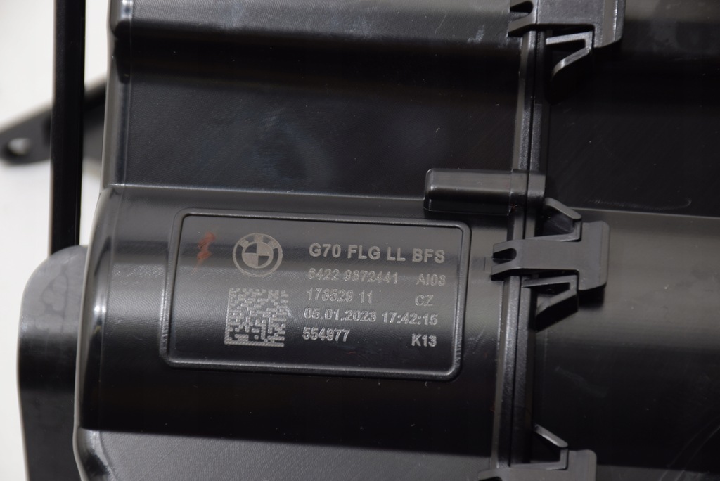 фото №10, Bmw 7 i7 g70 правая решётка обдув панели приборной панели