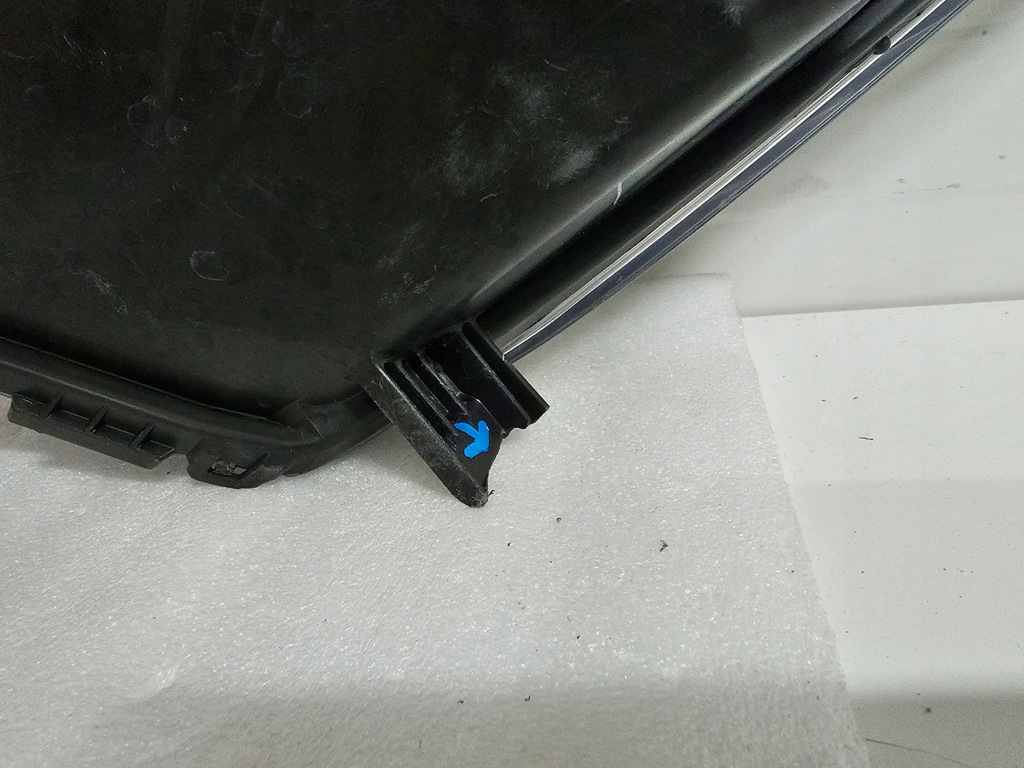 фото №8, Лампа передняя правая toyota aygo ii линза