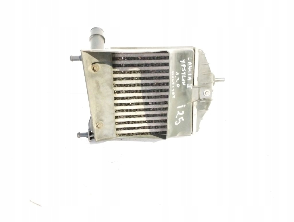 фото №1, Lancia ypsilon ii 1.3 m-jet интеркулер