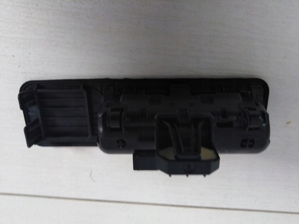 фото №2, Bmw g30 g31 кнопка задній кришки