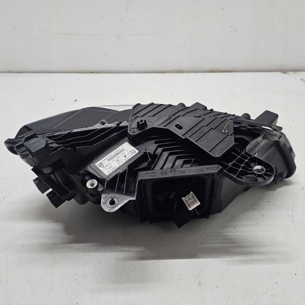 Лампа ліва перед peugeot 308 iii t10 full led 9851673380 Зі Шроту